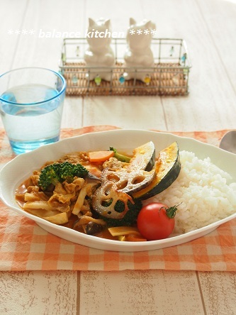 豚こまの野菜たっぷりカレー７