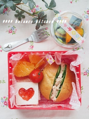 幼稚園　遠足　パン弁当