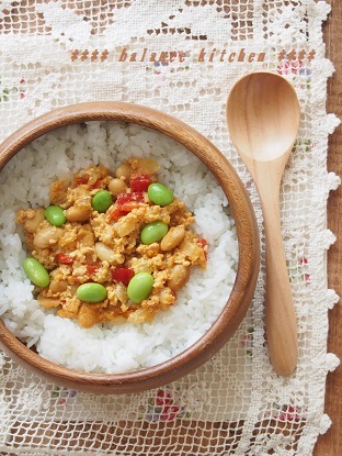 レンジで！豆入りチキンキーマカレー