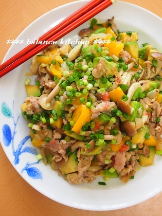 豚肉とアボカドの梅風味炒め3