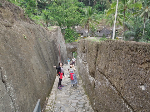 goa gajah 11