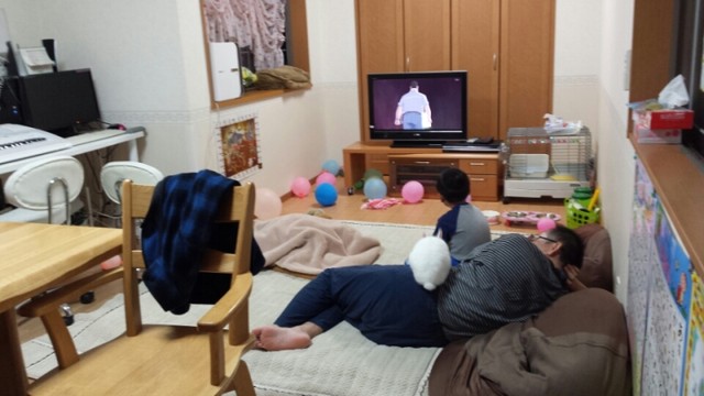 放し飼いうさぎの１日を密着 風船モコちゃんねる