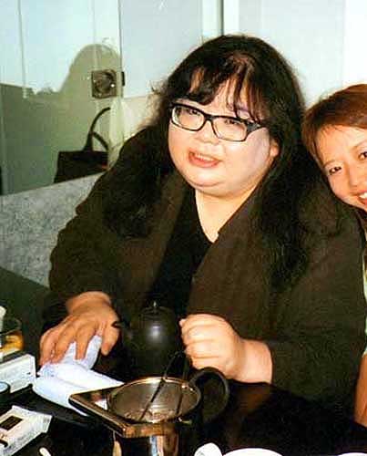 少し赤い口紅を バナナ ヒロシの はーい バナナです