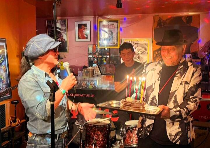 Screenshot_20251210_231315_Gallery