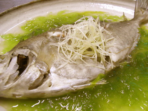 万鐘ももと庵 沖縄 アジアの食と音楽 マース煮