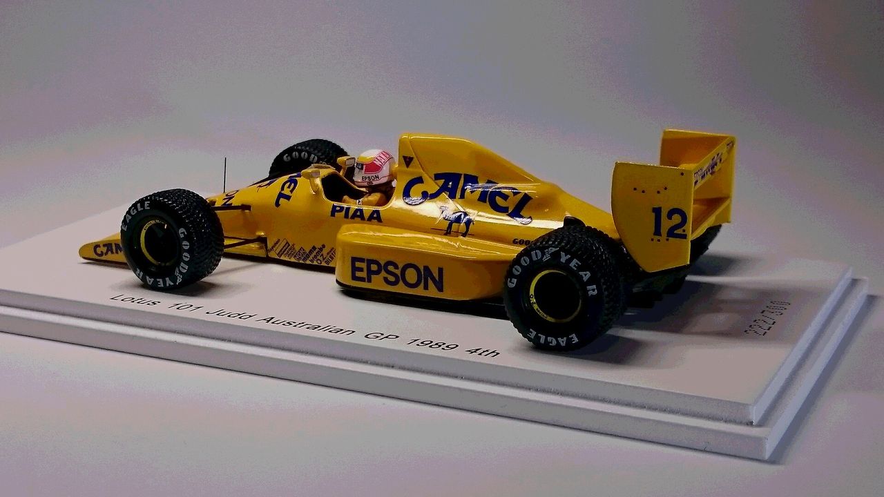 1⁄43 スパークミニカー ロータス101ジャッド中嶋悟 1989日本GP