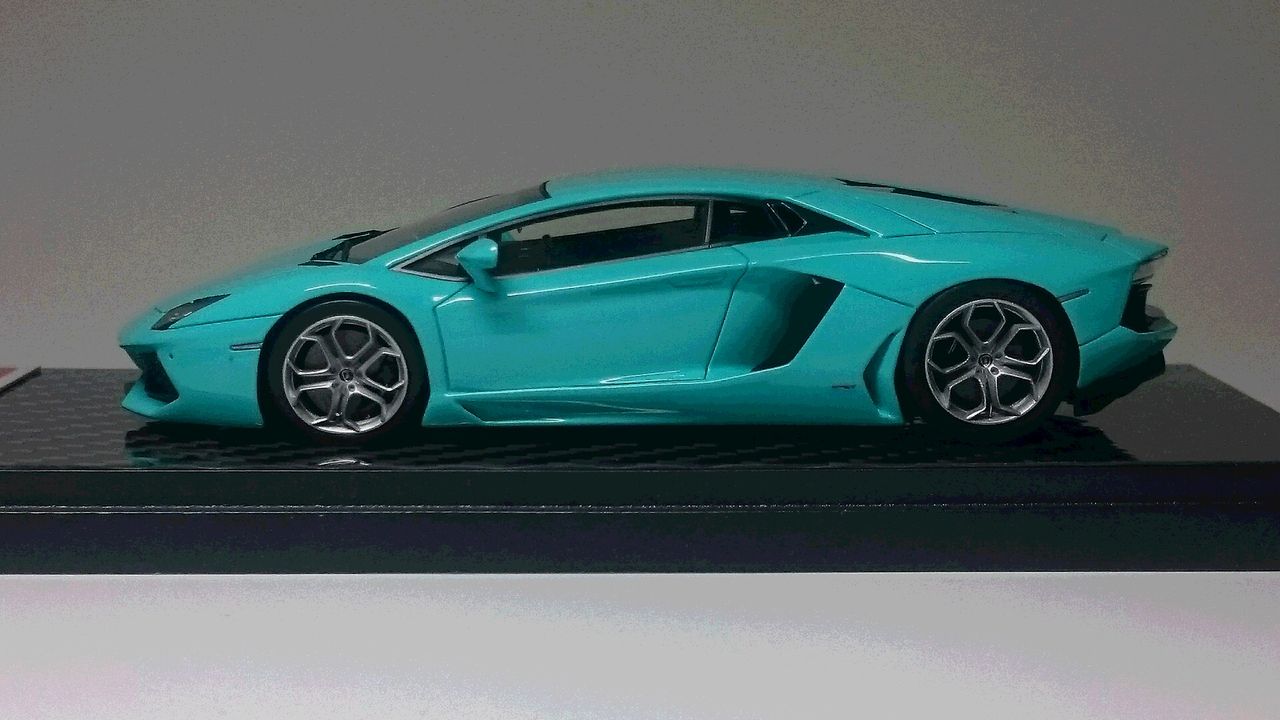 Eidolon 1/43 LAMBORGHINI AVENTADOR LP700-4 Mint Green Eidolon 1/43 LAMBORGHINI AVENTADOR LP700-4 Mint Green