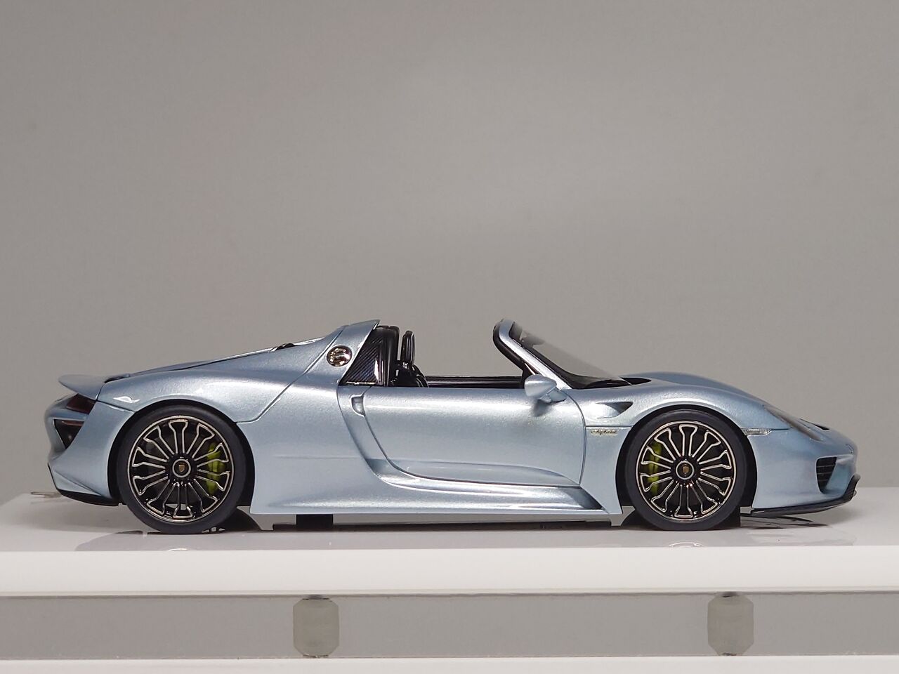 ダメもとでEIDOLON COLLECTION 1/43 Porsche 918 Spyder