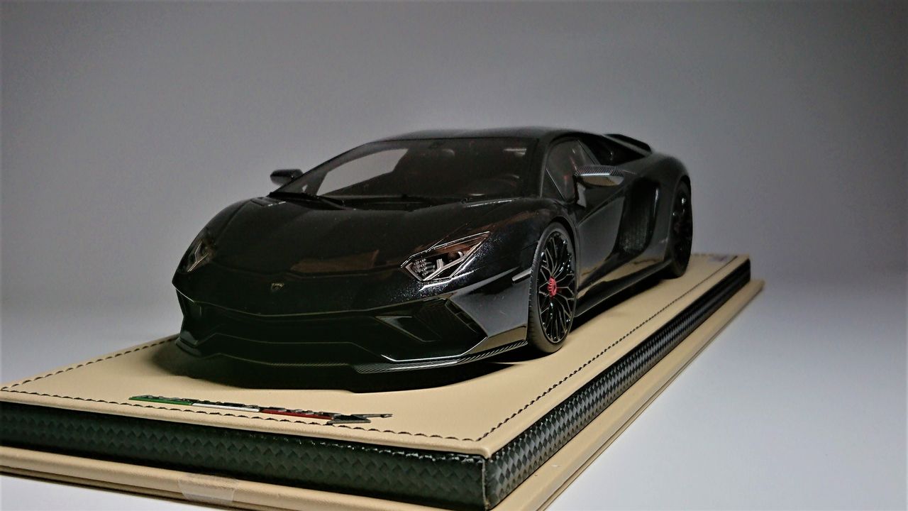世界1台限定☆MR Collection ☆1/18☆Aventador