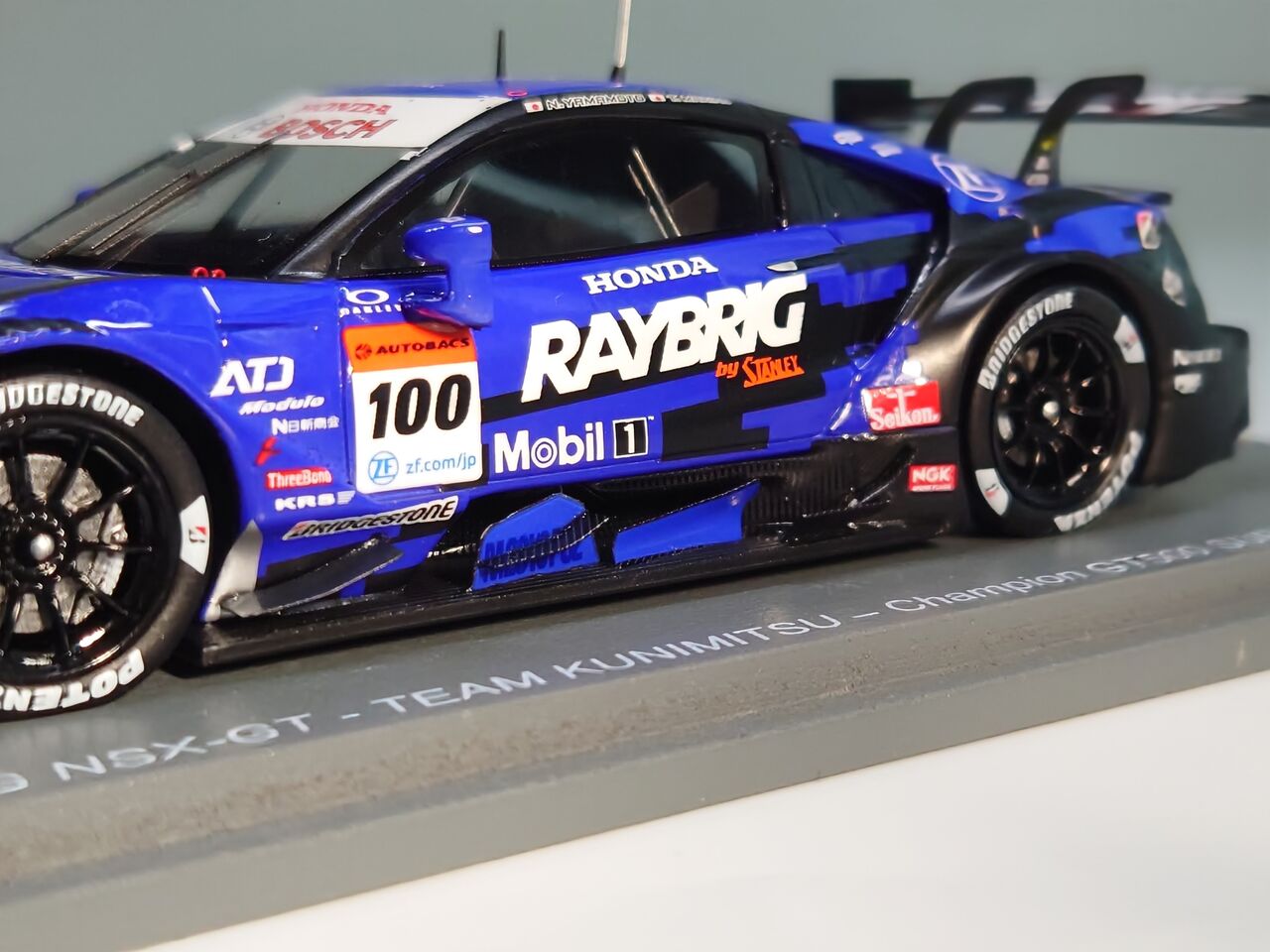 衝撃の大逆転チャンピオン決定..Spark 1/43 RAYBRIG NSX-GT 衝撃の大逆転チャンピオン決定..Spark 1/43 RAYBRIG NSX-GT