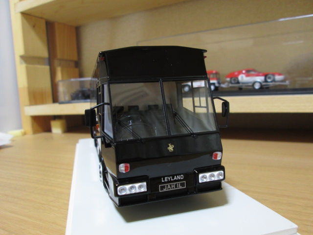 スパーク1/43JPSチームロータストランスポーター : ミニカー道中記