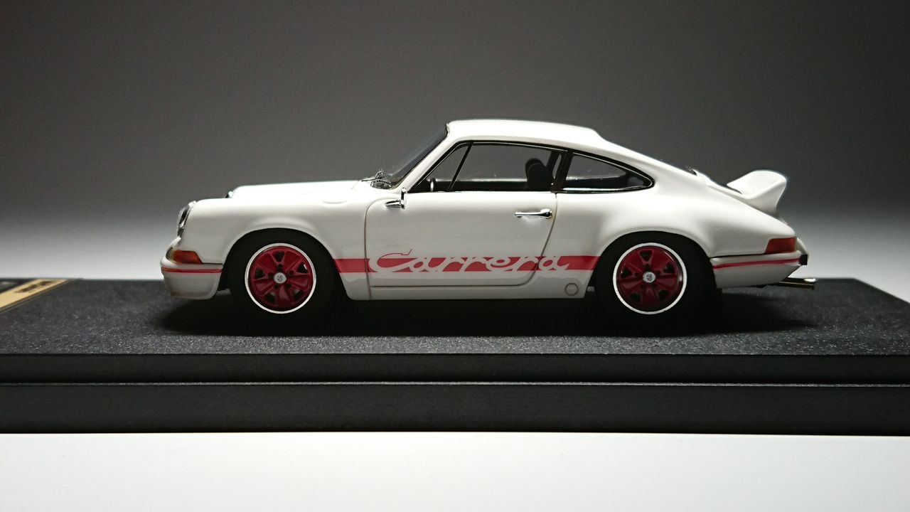 Vision 1/43 Porsche 911 Carrera RS 2.7 White/Red Stripe Vision 1/43 Porsche 911 Carrera RS 2.7 White/Red Stripe