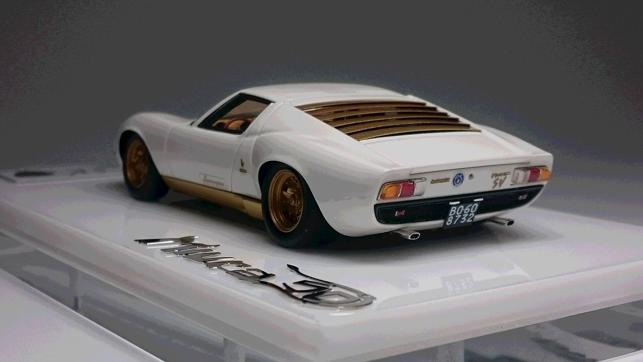 Raccoon Special Edition Eidolon1/43Lamborghini Miura P400 SV