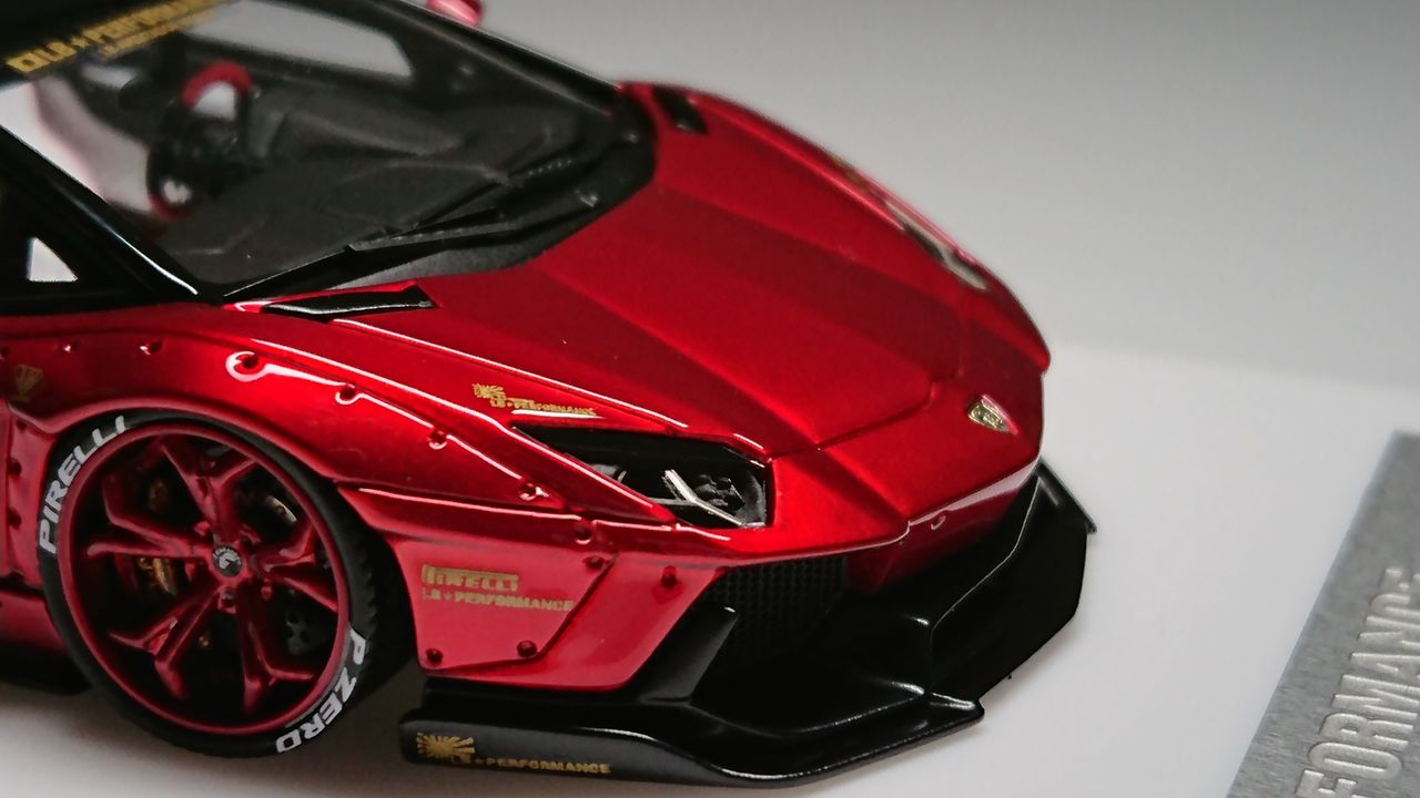 ミニカー MS 1/43 AVENTADOR ROADSTER Amazon | ミニカー 1/43 ランボルギーニ アヴェンタドール LP780