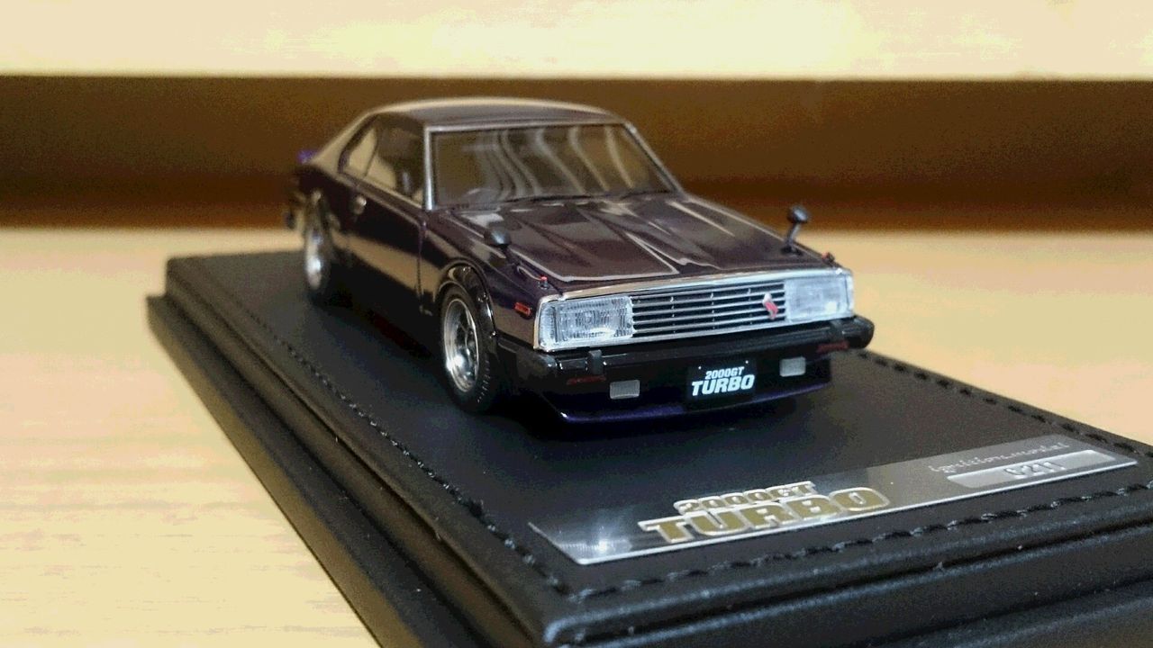 イグニッションモデル スカイライン2000GT-ESターボ C211 後期型 1/18