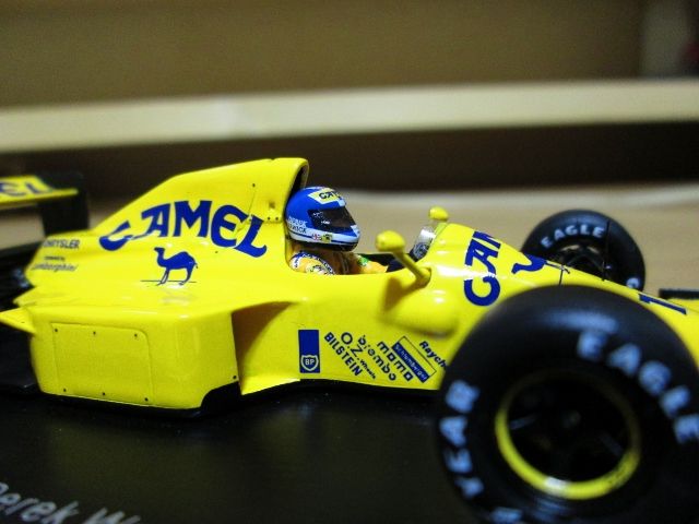 タメオキット完成品 1/43 キャメル ロータス ランボルギーニ 102