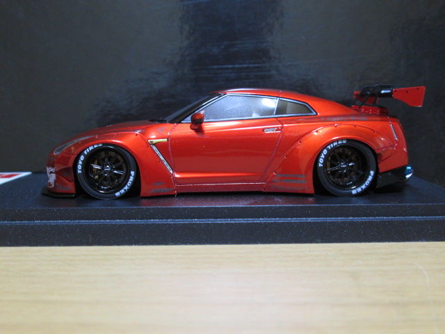 アイドロン1/43Liberty Walk LB☆WORKS R35 GT-R キャンディレッド