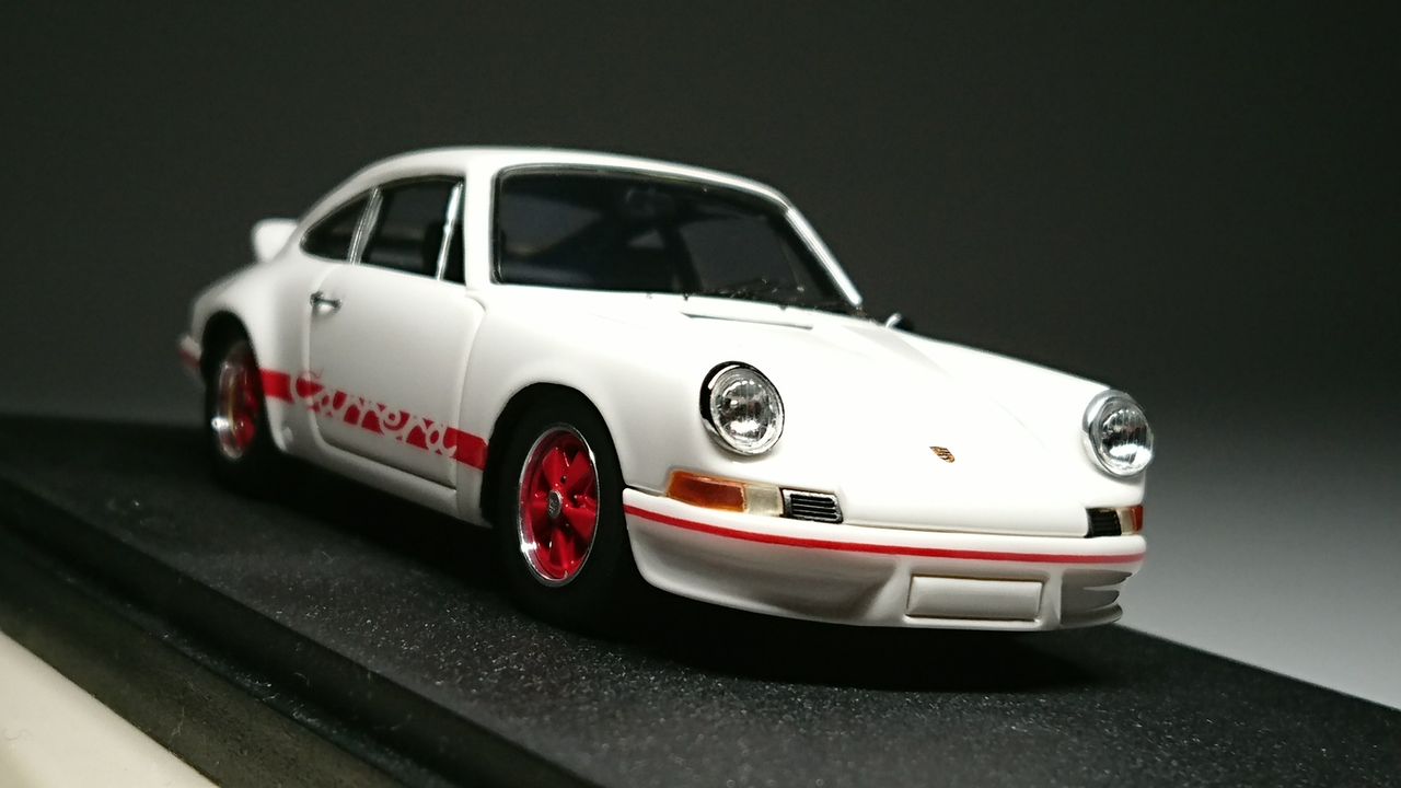 Vision 1/43 Porsche 911 Carrera RS 2.7 White/Red Stripe Vision 1/43 Porsche 911 Carrera RS 2.7 White/Red Stripe