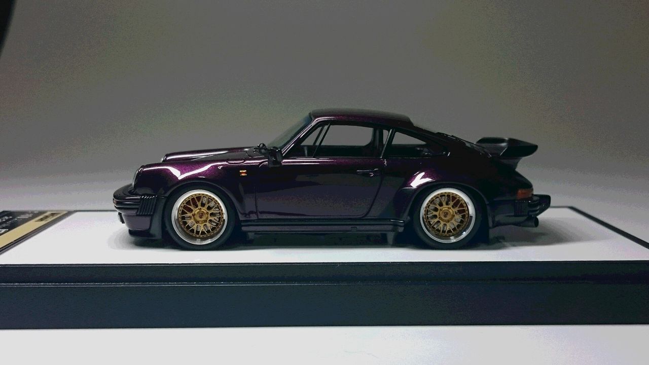 Vision1/43ポルシェ930ターボ1988 メタリックパープル Vision1/43ポルシェ930ターボ1988 メタリックパープル