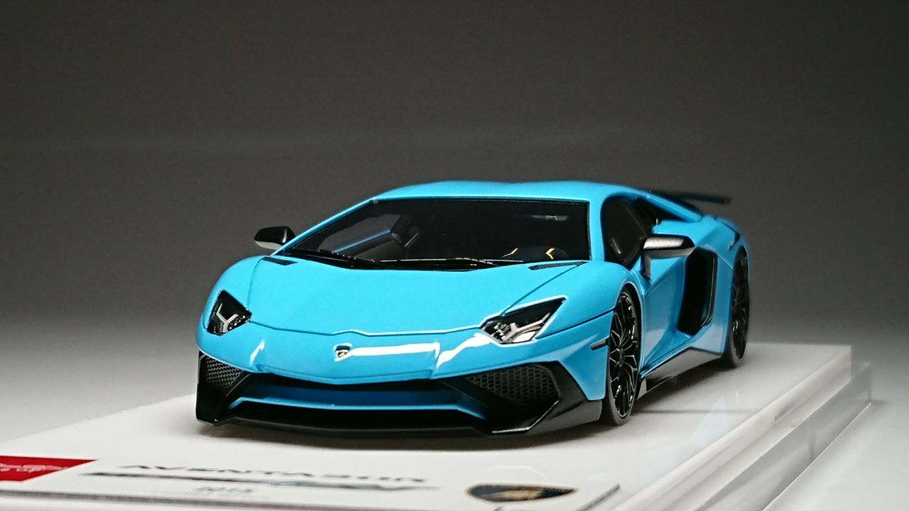 1/43 アイドロン ランボルギーニ アヴェンタドール LP700-4