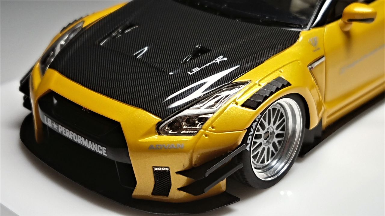 妄想が現実に、43初のイエロー系カラーのLB R35！-AXELLWORKS