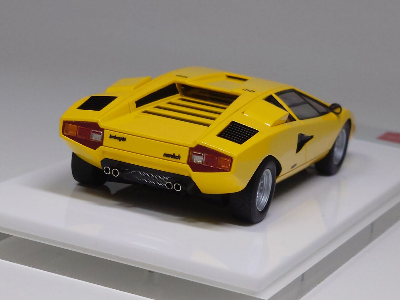 2度目の納車..EIDOLON 1/43 Lamborghini Countach LP400 1974 2度目の納車..EIDOLON 1/43 Lamborghini Countach LP400 1974