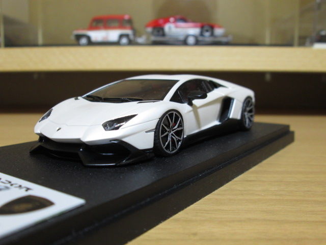 1/43アイドロン ランボルギーニ アヴェンタドールLP720－4