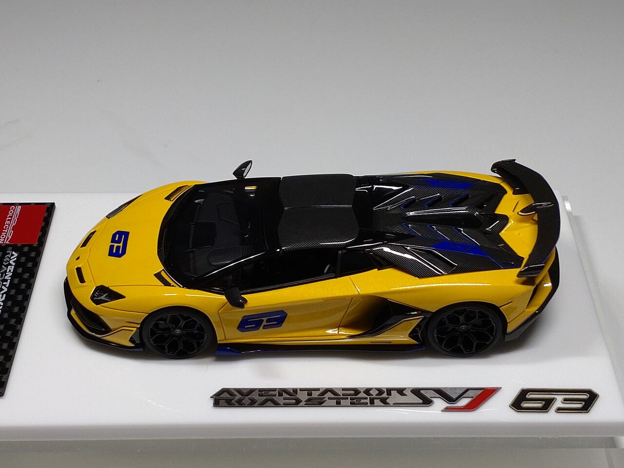 黄色いのにしました.EIDOLON COLLECTION 1/43 Lamborghini