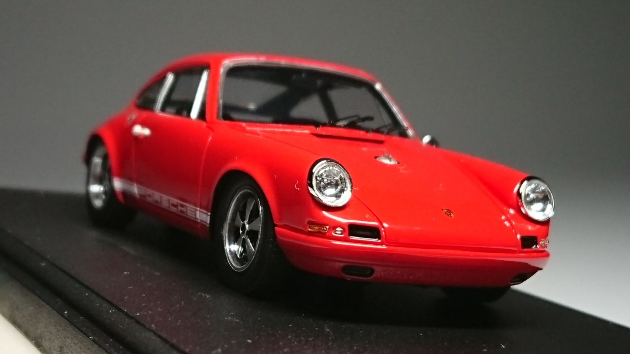新同品【VISION】Porsche 911 Carrera RS 2.7 白赤 新同品【VISION】Porsche 911 Carrera RS 2.7 白赤 名車回顧録