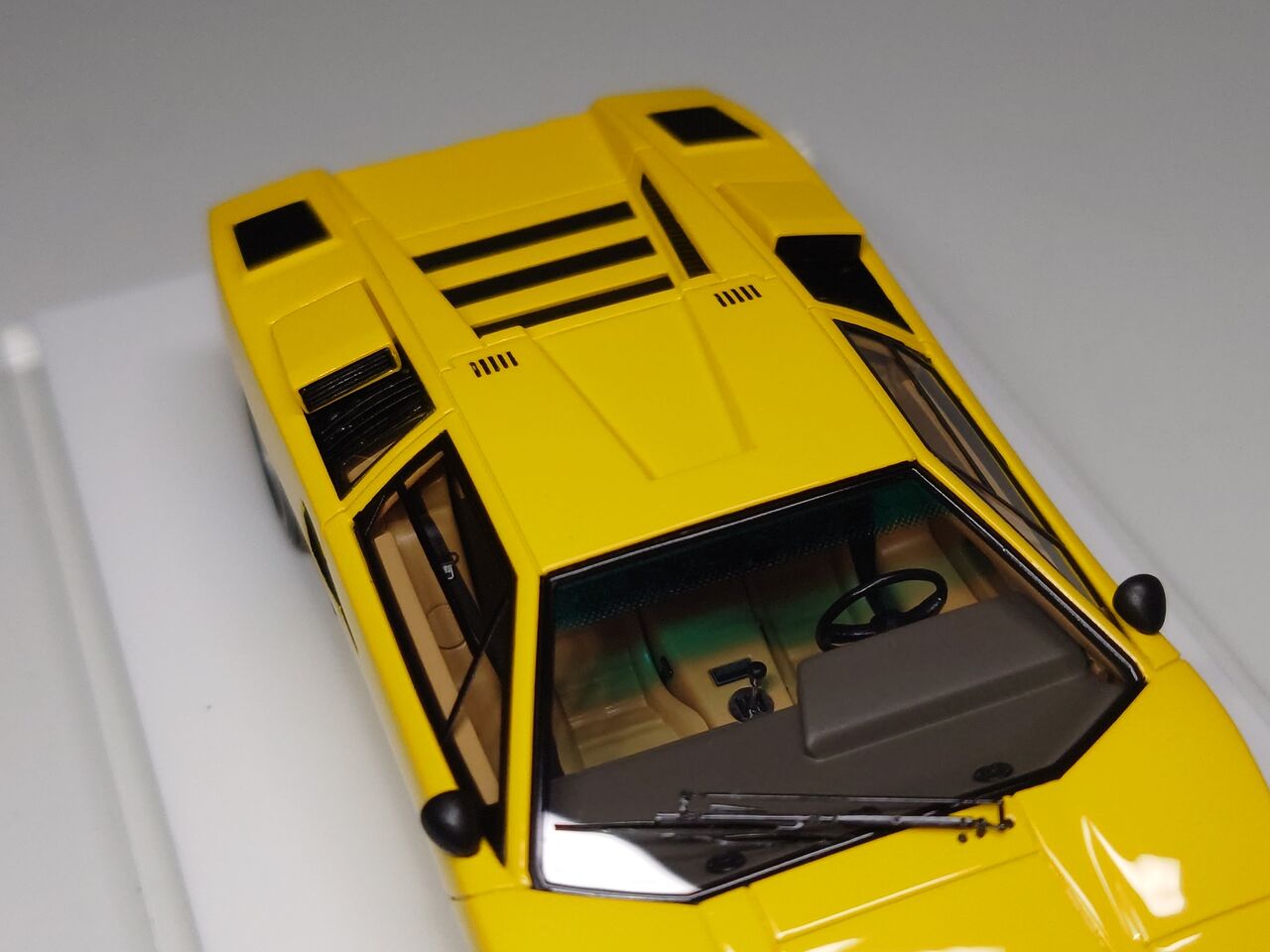 2度目の納車..EIDOLON 1/43 Lamborghini Countach LP400 1974