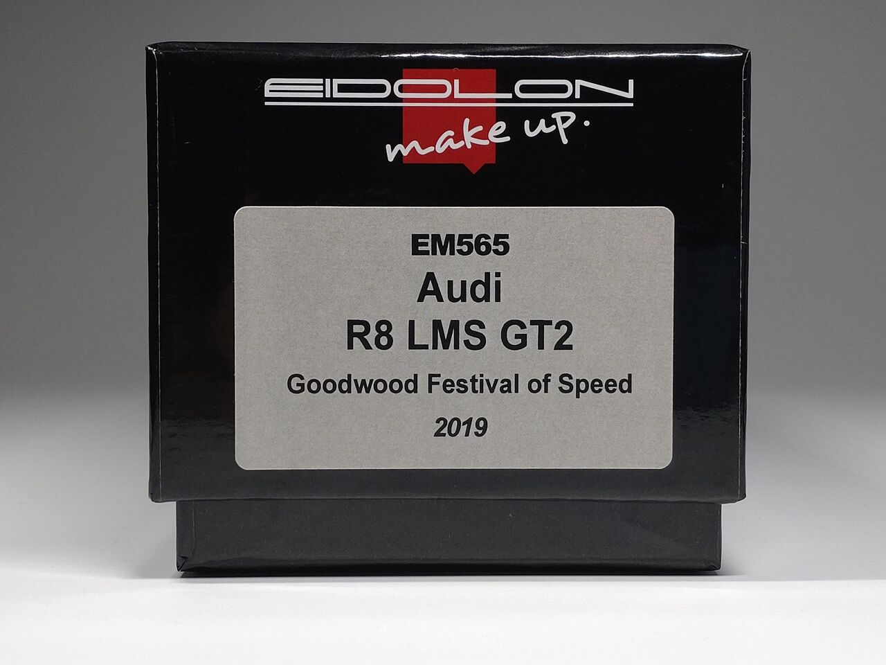 祝い、初のモデル化.....EIDOLON 1/43 Audi R8 LMS GT2 Goodwood