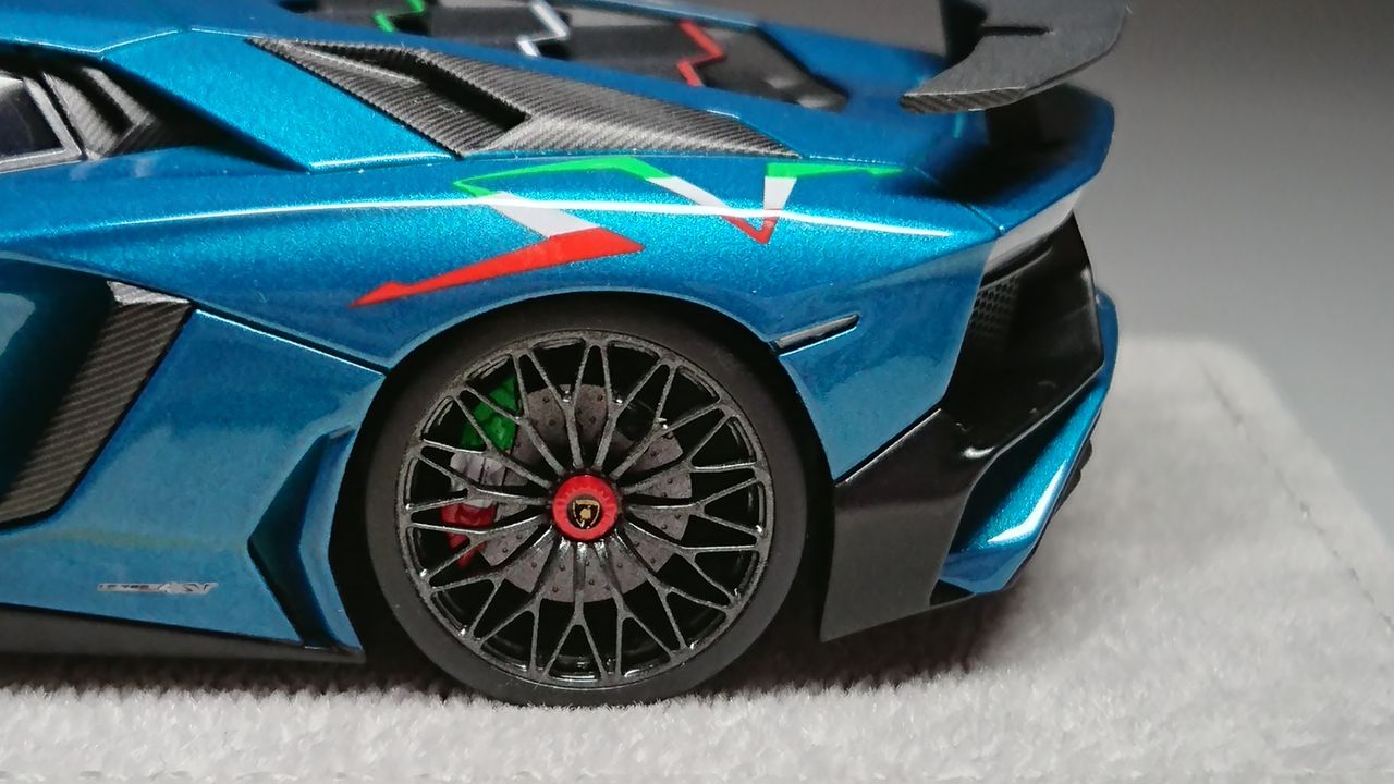 EIDOLON SVJ 1/43 トリコロール仕様！！ EIDOLON SVJ 1/43