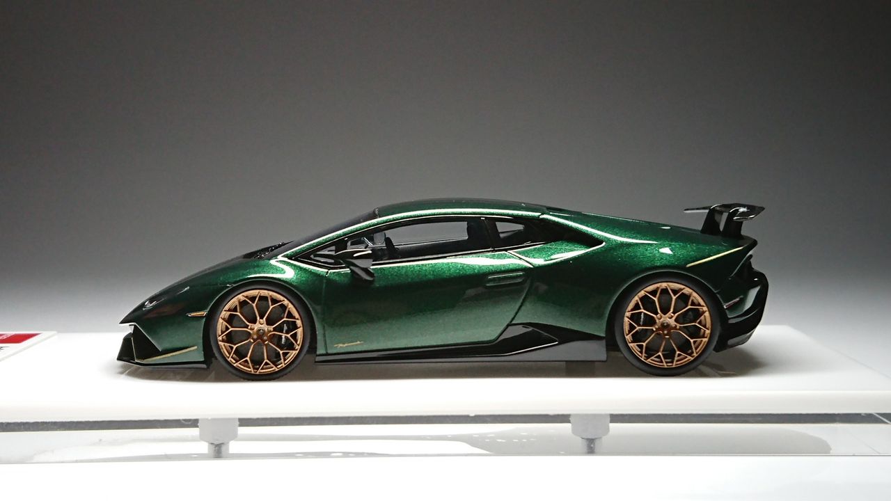 Ãè¦äºã§ã Eidolon 1 43 Lamborghini Huracan Performante Ad Personam Pebble Beach 2017 Metallic Dark Green Ããã«ã¼éä¸­è¨