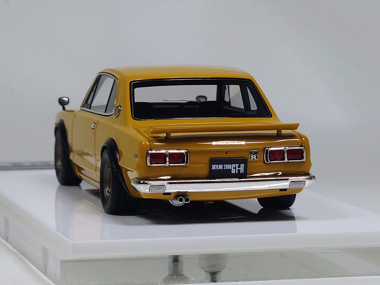 1/43スカイライン2000GT-R 1971with Chin spoiler Nissan Skyline 2000 GT-R (KPGC10) 1971 with Chin spoiler (RS