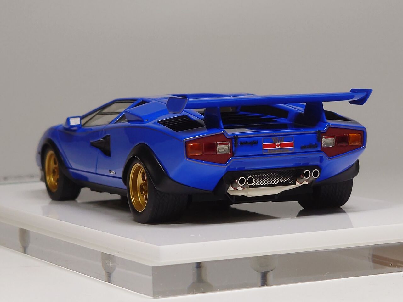 2台のユニークなウルフ2号..EIDOLON 1/43 Lamborghini 2台のユニークなウルフ2号..EIDOLON 1/43 Lamborghini