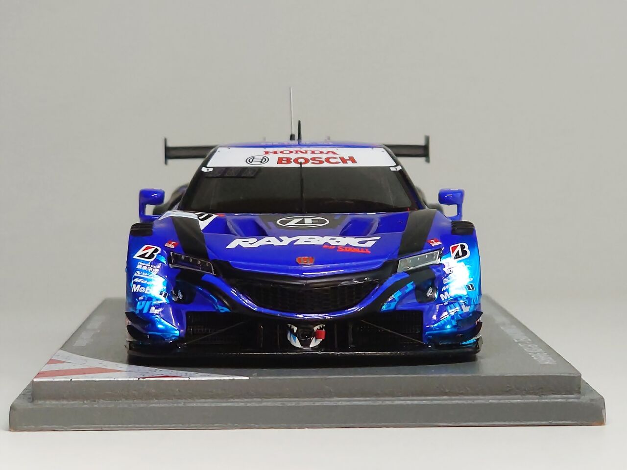 衝撃の大逆転チャンピオン決定..Spark 1/43 RAYBRIG NSX-GT 衝撃の大逆転チャンピオン決定..Spark 1/43 RAYBRIG NSX-GT
