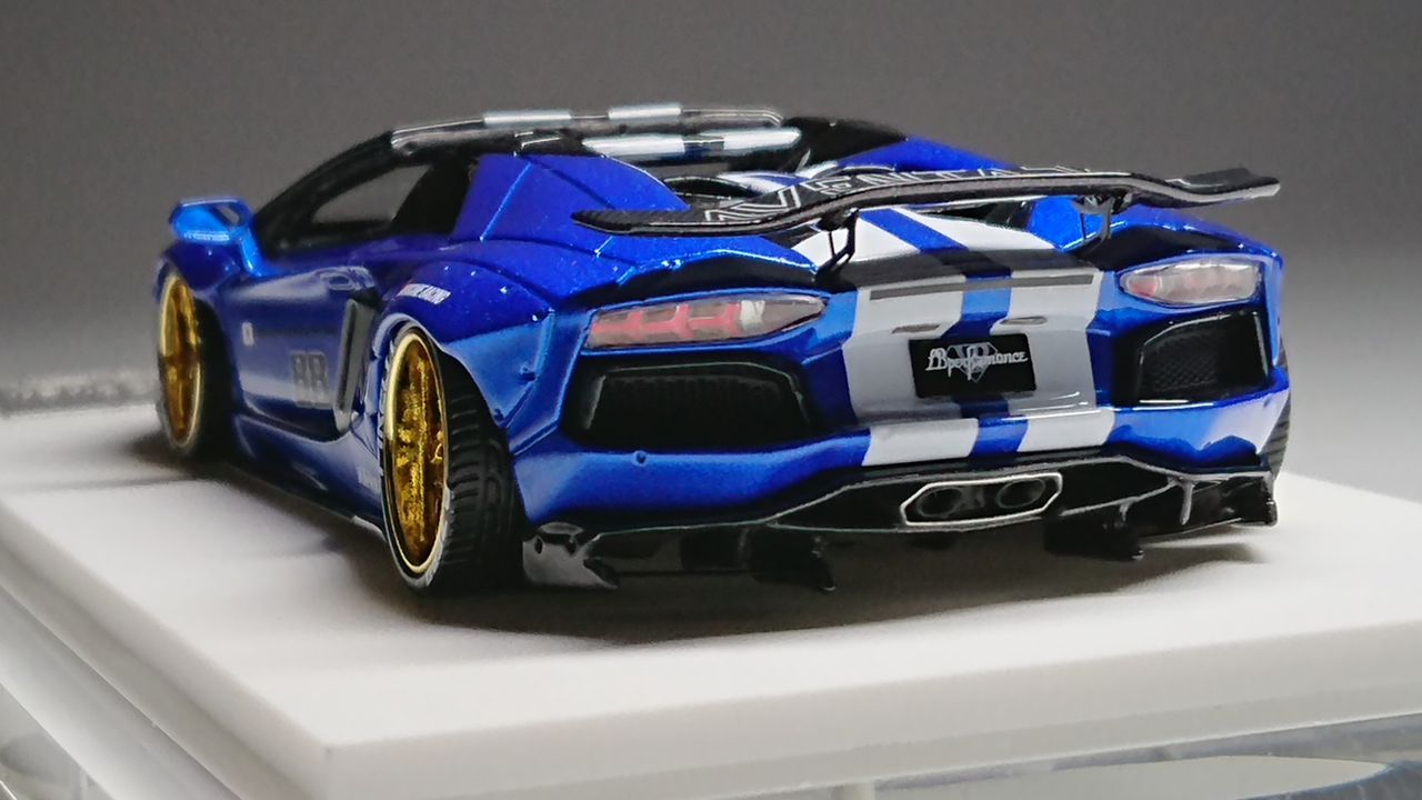 M.S.1/43アヴェンタドールロードスターLB★PERFORMANCE M.S.1/43アヴェンタドールロードスターLB☆PERFORMANCE M.S.1/43