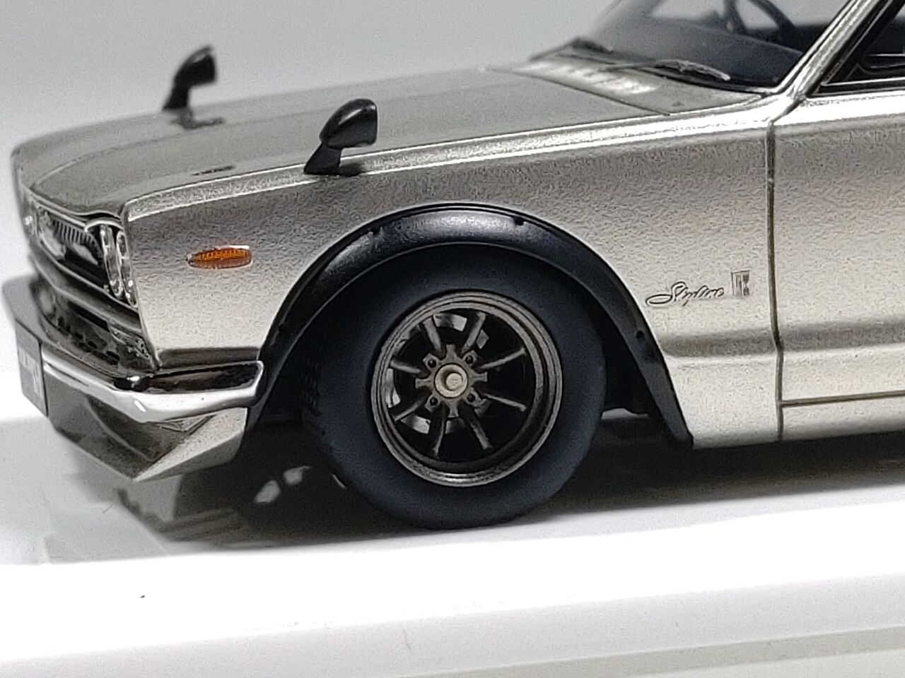 本当は..Vision 1/43 NISSAN SKYLINE HT 2000GT-R(KPGC10