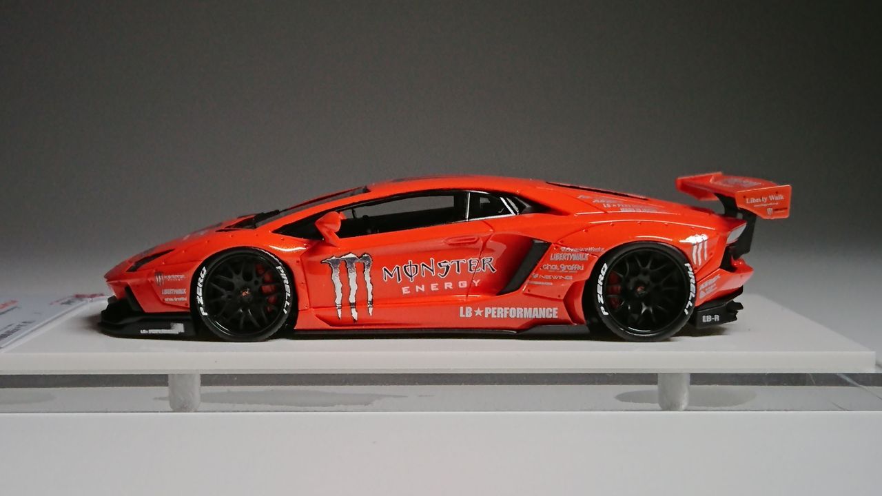 待望の納車..Fuelme 1/43 LB☆PERFORMANCE AVENTADOR 