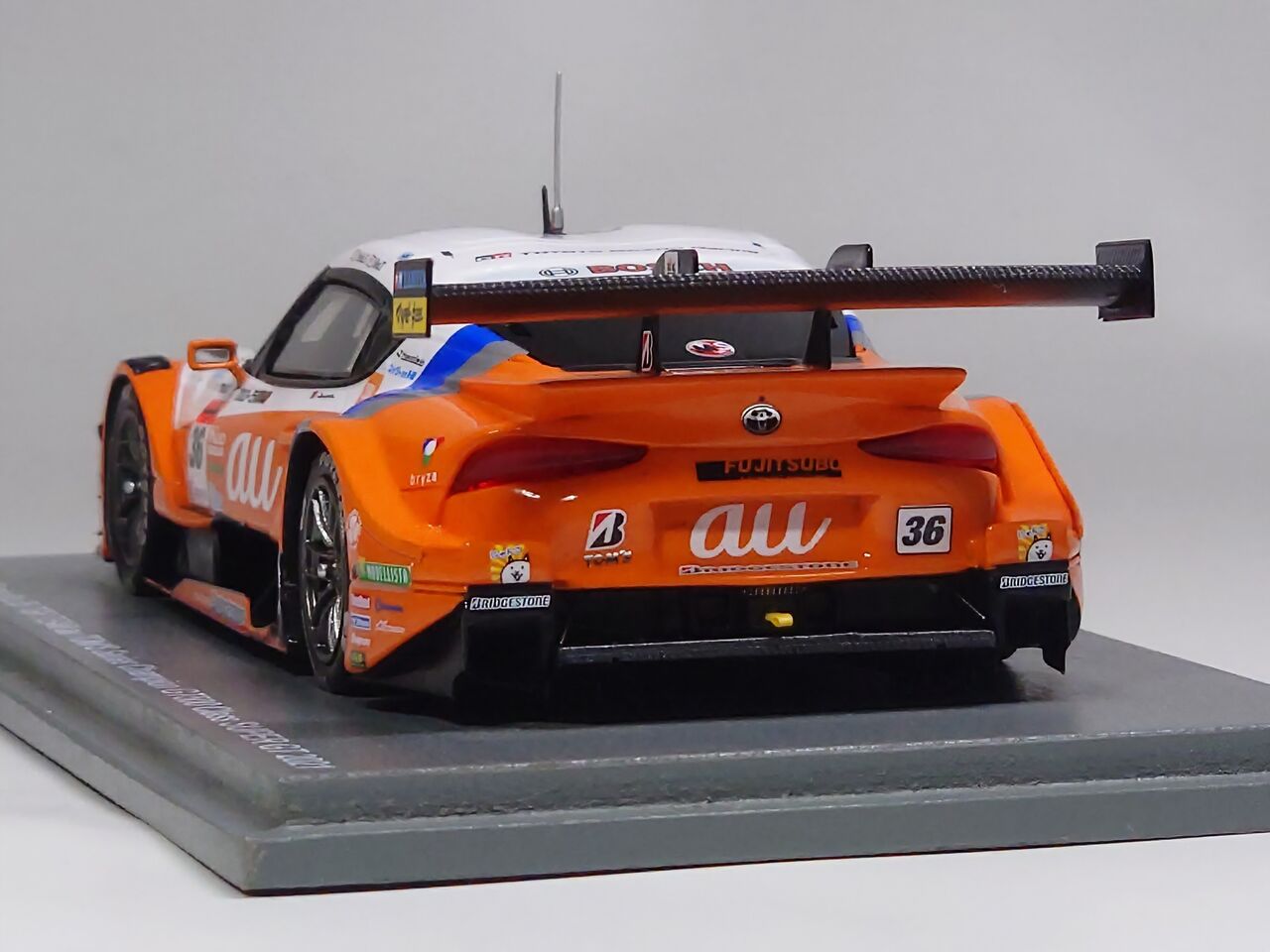 au TOM'S GR Supra 2021 チャンピオンミニカー スパーク 1/43 au トムス GR スープラ TGR 2021 スーパーGT