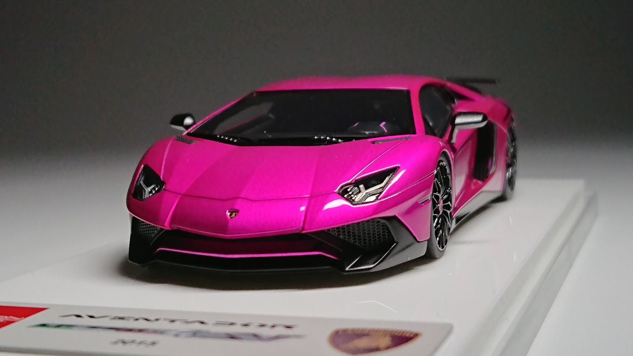 ランボルギーニ アヴェンタドール LP700-4 (ピンク [PINK