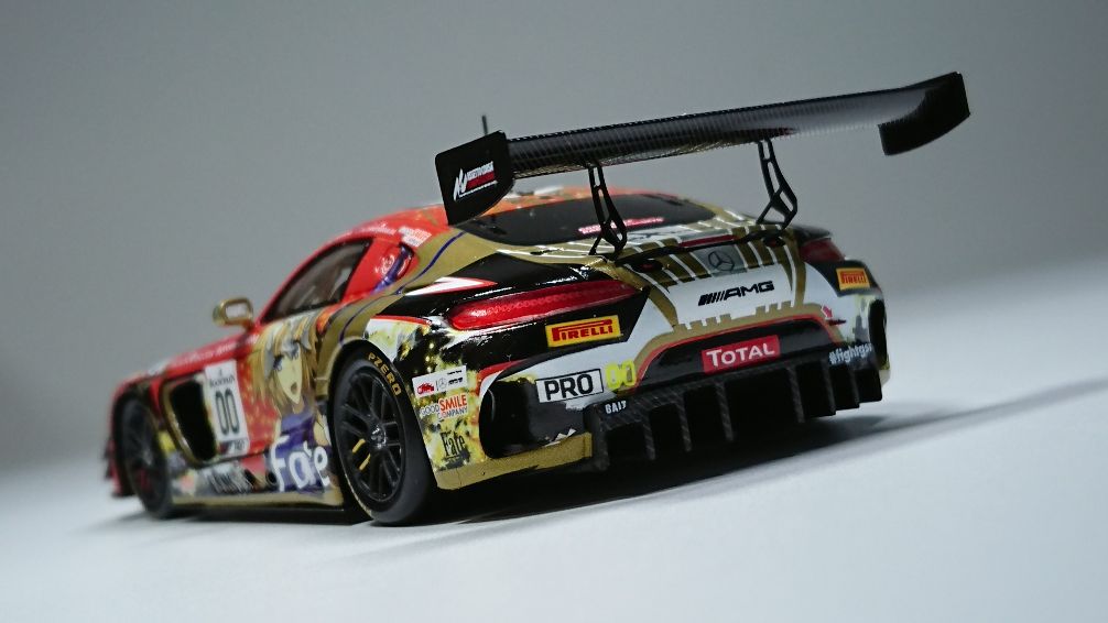 企み..Spark 1/43 GOODSMILE RACING & TYPE -MOON RACING