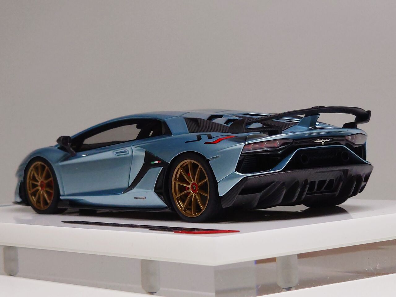初カラー..EIDOLON COLLECTION 1/43 Lamborghini Aventador
