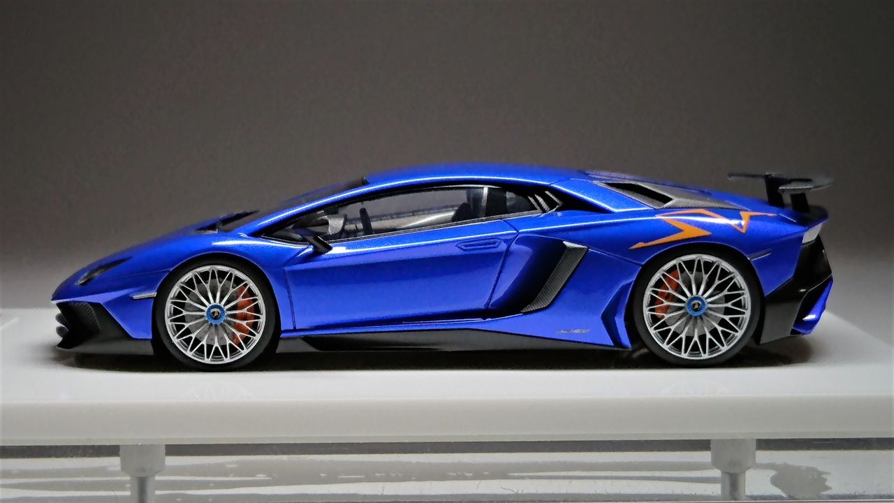 アヴェンタドール J Nurenberg トイフェア 2015 99台限定 まくっ