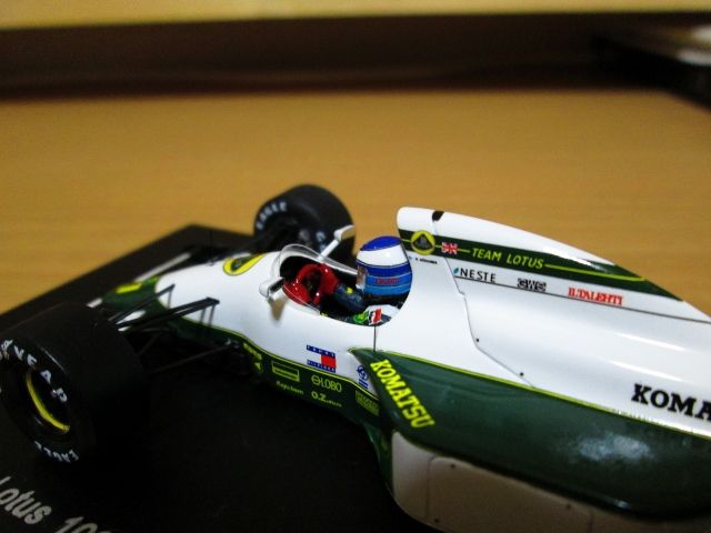 スパーク1/43ロータス102B : ミニカー道中記