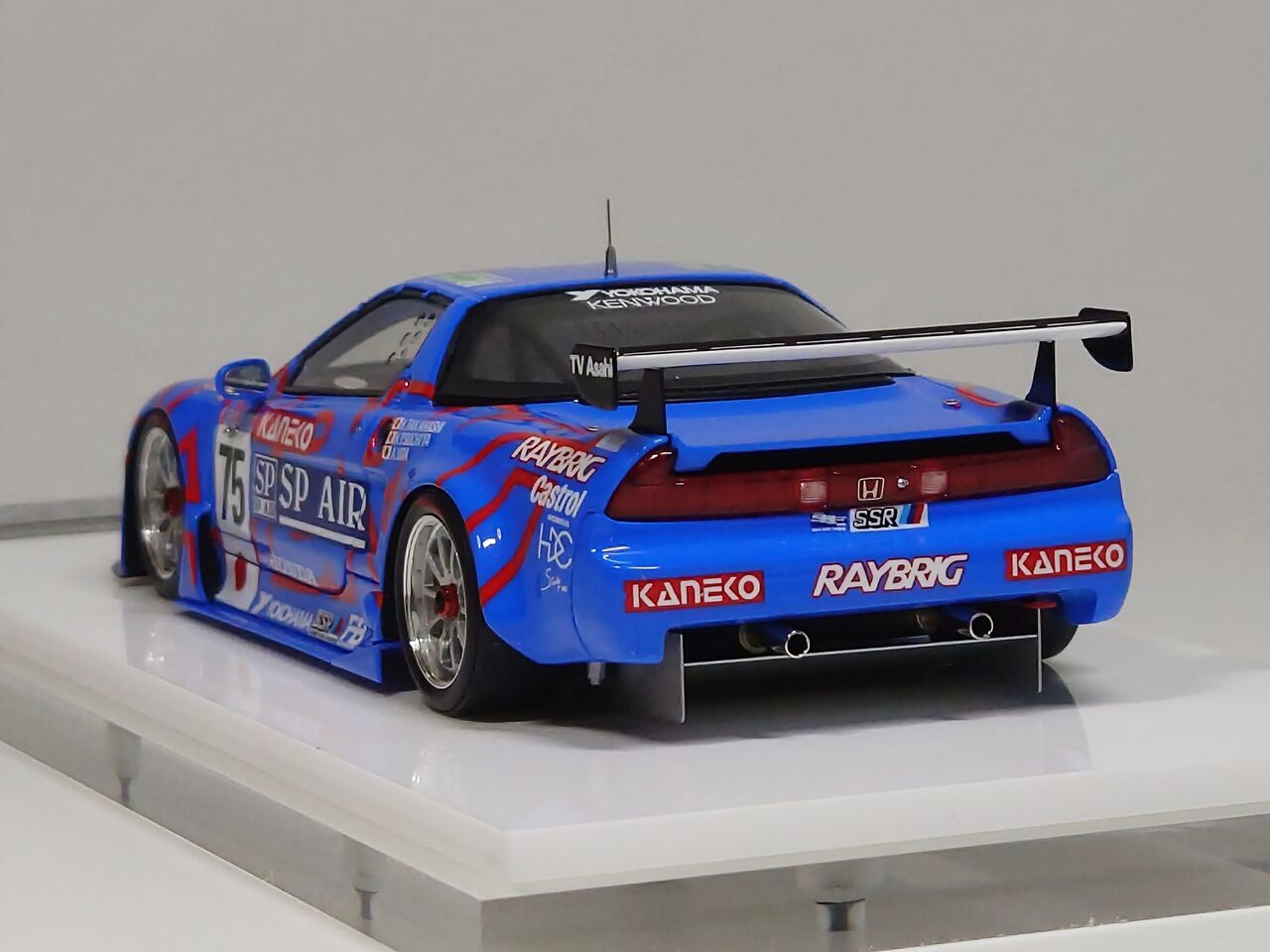 まさかの大人の事情が..Vision 1/43 Honda NSX GT2 