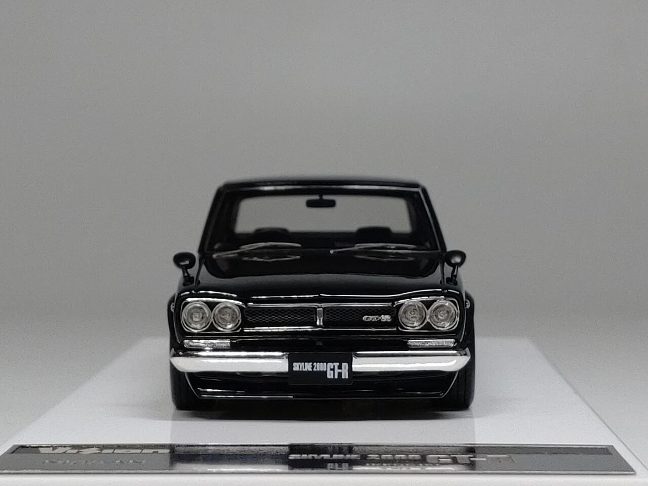 もしかして再び..Vision 1/43 NISSAN SKYLINE HT 2000GT-R