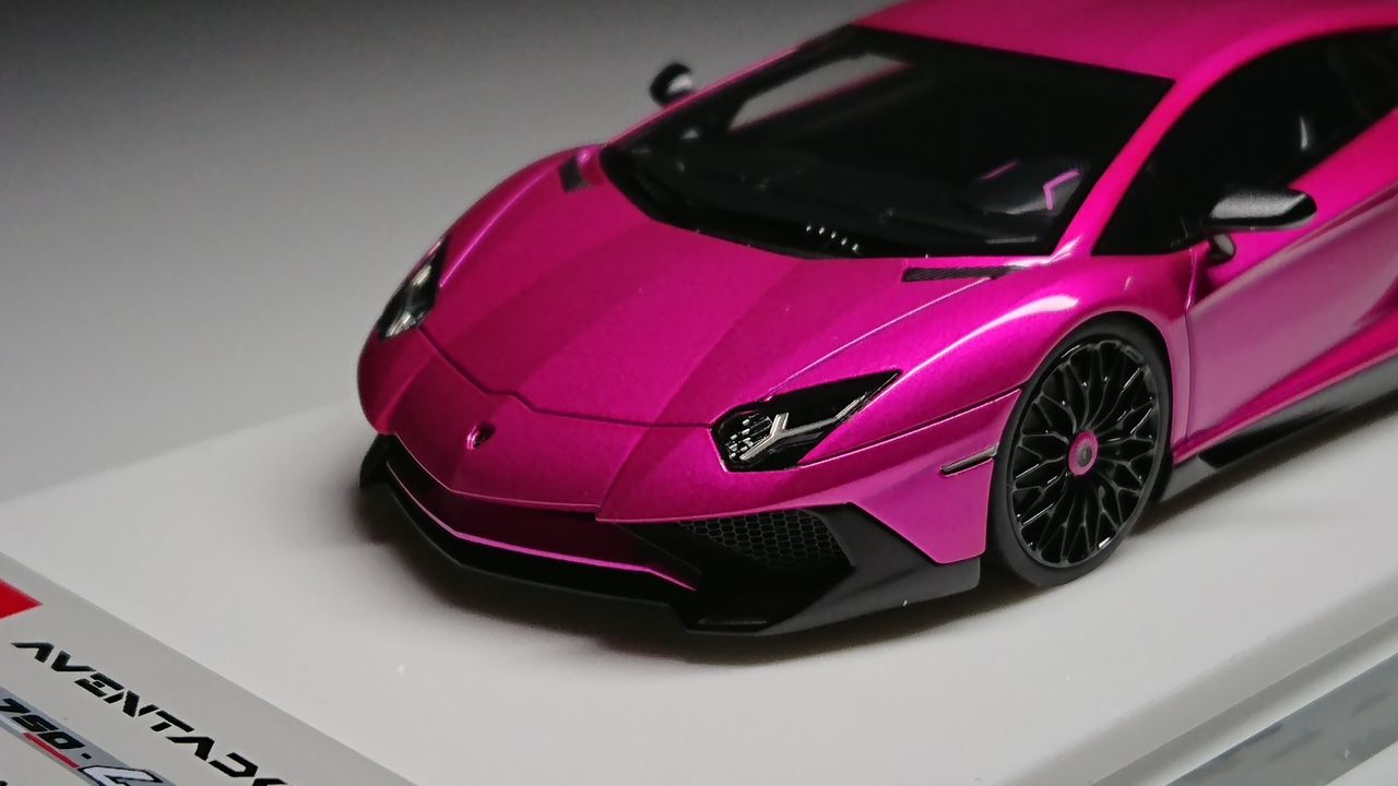 無難にいい感じ！Eidolon 1/43 Lamborghini Aventador LP750-4