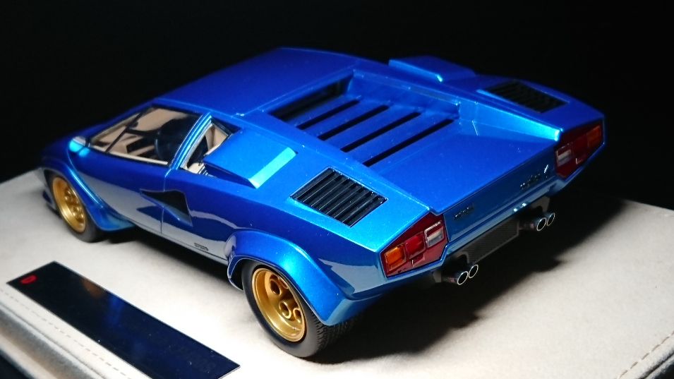 初IDEA..IDEA 1/18 Lamborghini Countach LP400S 1978