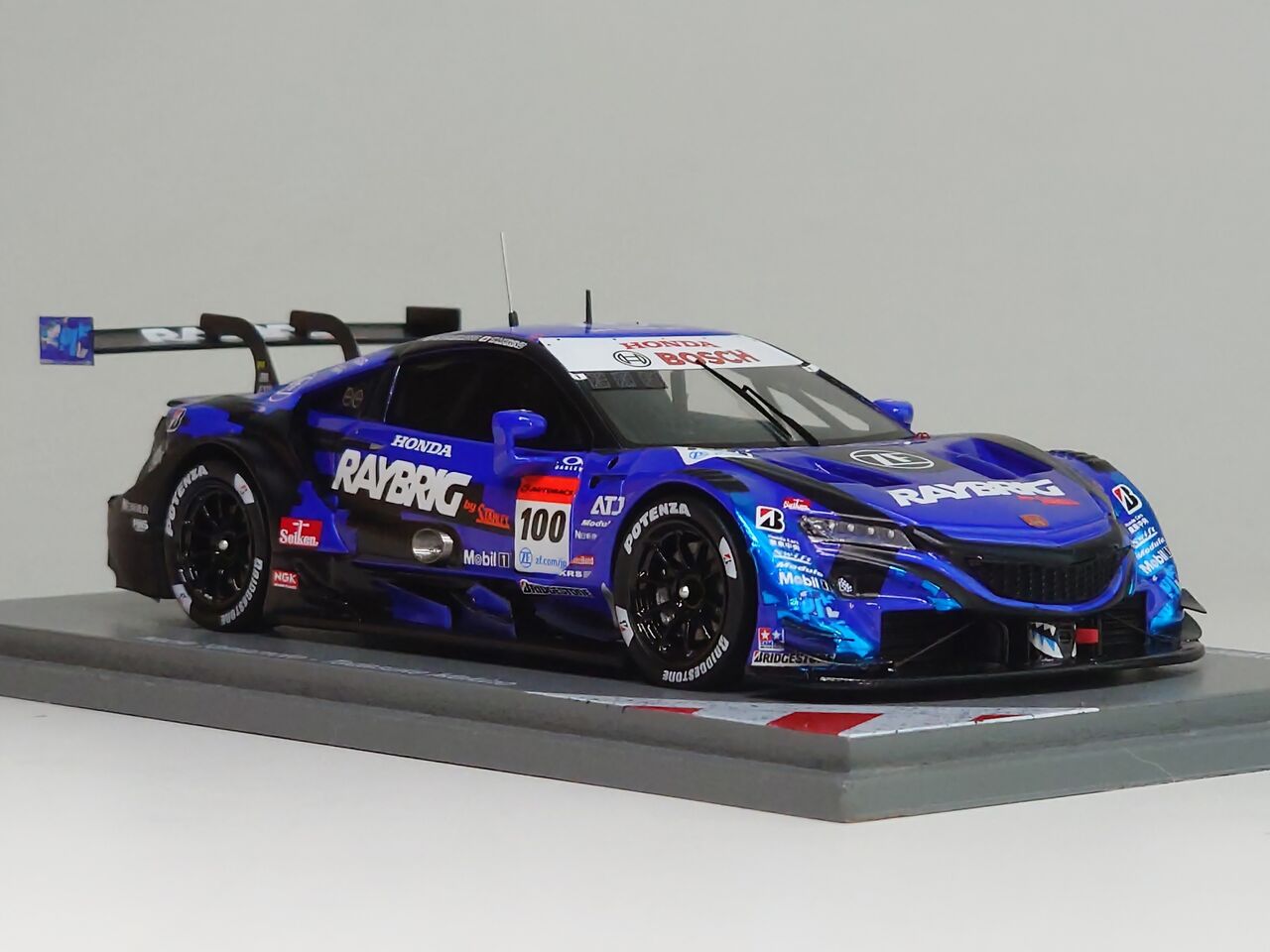 衝撃の大逆転チャンピオン決定..Spark 1/43 RAYBRIG NSX-GT 衝撃の大逆転チャンピオン決定..Spark 1/43 RAYBRIG NSX-GT
